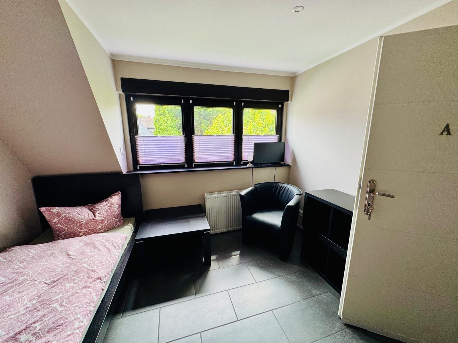 Monteurwohnung in Düsseldorf mit Einzelbetten nahe A46