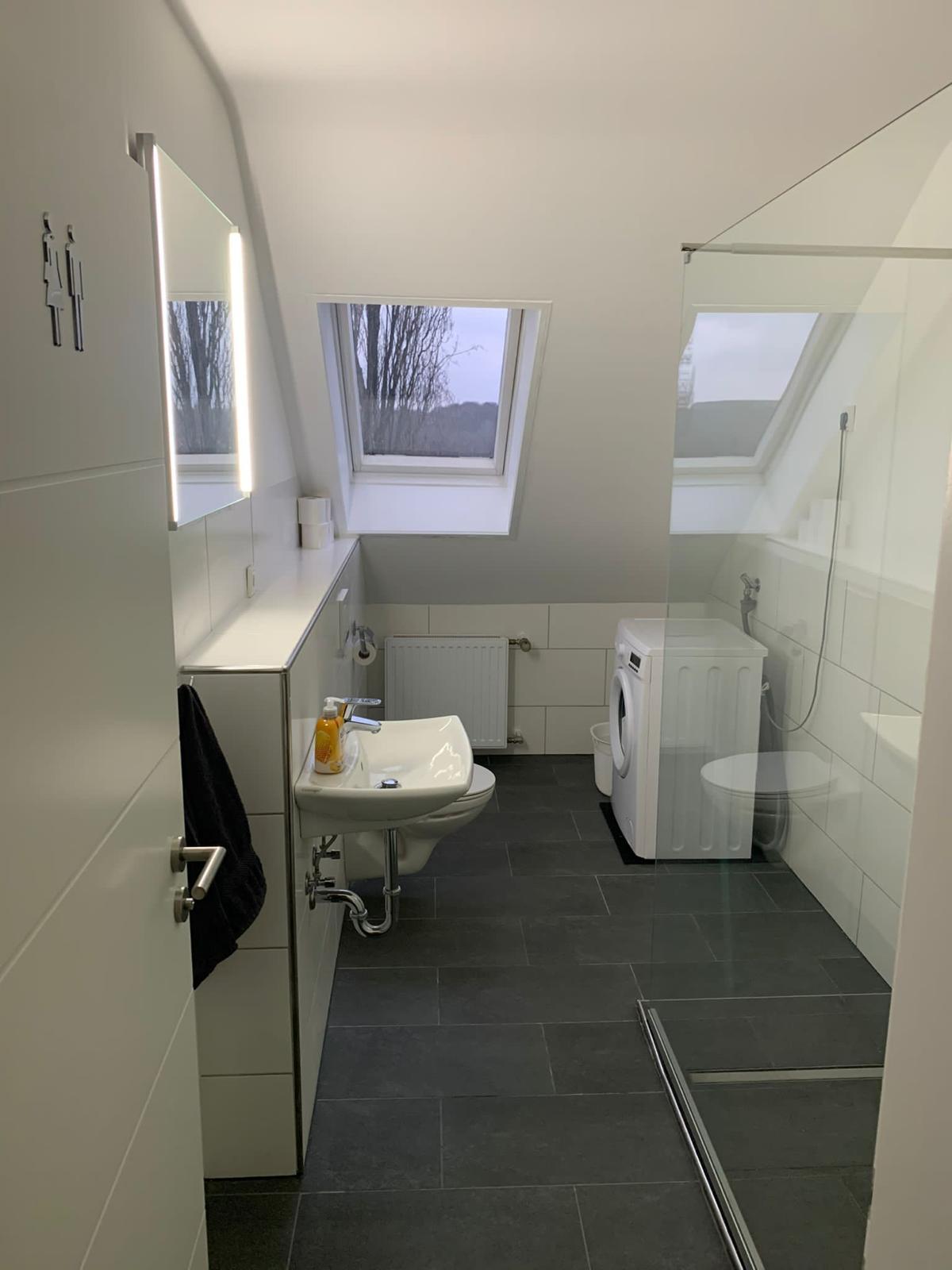 Gepflegtes Bad Monteurzimmer Wuppertal