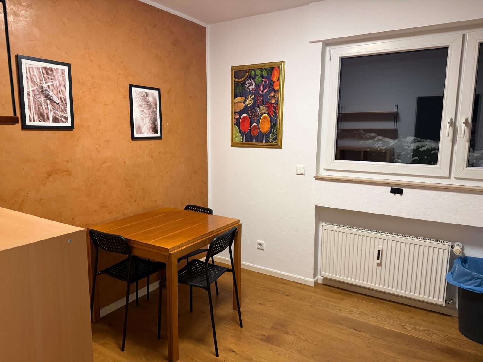 Essbereich Monteurzimmer Wuppertal